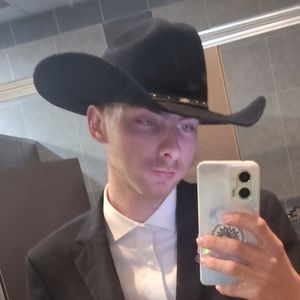 Meet your Posher, Christian